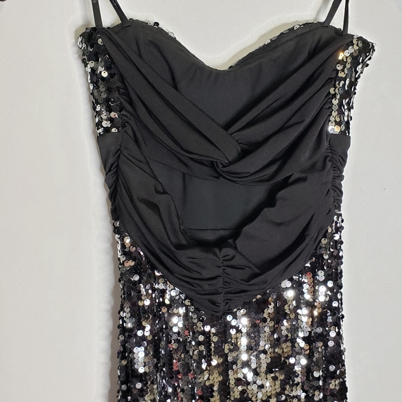 Sequin black/silver Speechless strapless long formal gown size small - Picture 8 of 12